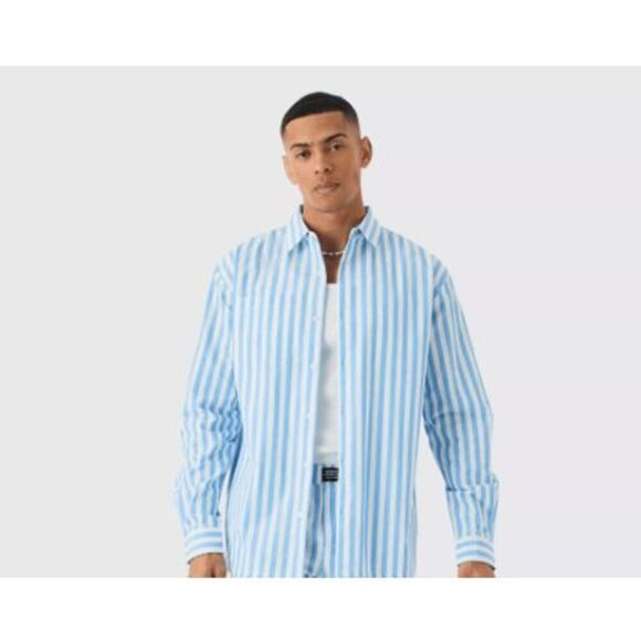 NWT BoohooMAN Oversized Poplin Wide Pinstripe Button Front Shirt Size Medium - Picture 1 of 10